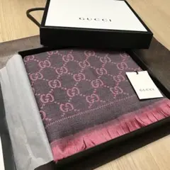 新品✨GUCCIマフラー　箱紙袋セット！グッチマフラー　カシミヤマフラーのサムネイル
