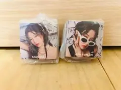 LE SSERAFIM CD風アクリルチャーム　ガチャガチャ　カズハ&ユンジン