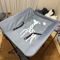 おむつ交換台（キリン）