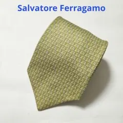 9*E様 【133】フェラガモ シルク ネクタイ グリーン 大剣9㎝