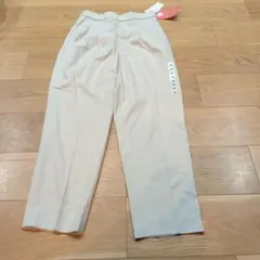 グローバルワーク　ウツクシルエット テーパードパンツ ベージュ Mのサムネイル