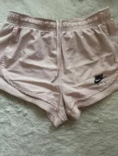Nike AIR DRI-FIT ピンクショートパンツ