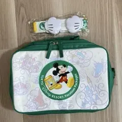 東京ディズニー　バケーションパッケージ ミッキーポーチ　ストラップ付　非売品のサムネイル