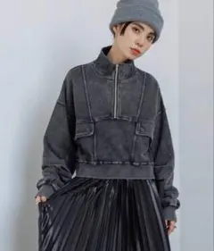 JEANASIS ショート丈トレーナー