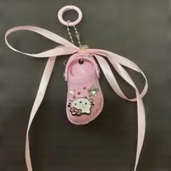 ハローキティキーホルダー　クロックスサンダルキティ
