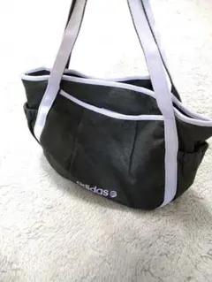 アディダス　adidas　ハンドバッグ　トートバッグ　グレー色　紫色