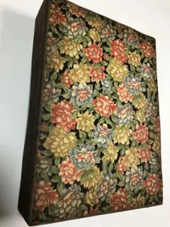 古い道具箱　花柄　昭和レトロ　レトロポップ　中古品