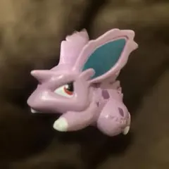 ポケモン ニドラン♀ フィギュア 任天堂 TOMY ポケモン ニドラン♀ フィギュア 任天堂 TOMY - メルカリ