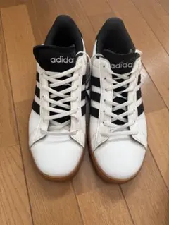 adidasスニーカー　美品
