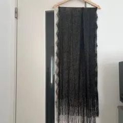 ラメ入り黒ストール フリンジ付き
