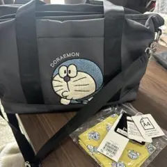 ドラえもんバッグ　タグあり付属品ありのサムネイル