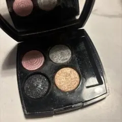 LES 4 OMBRES アイシャドウパレット 95