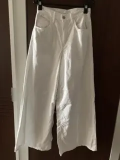 UNIQLO ハイライズスーパーワイドジーンズ24