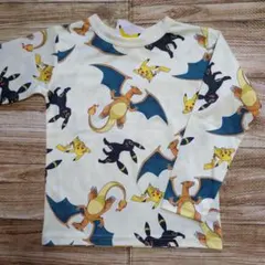 新品 未使用 ピカチュウ リザードン ブラッキー ロンＴ 男の子 130