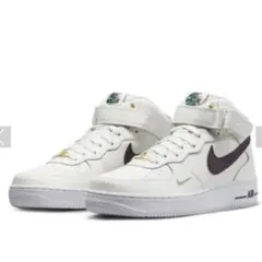 新品未使用　NIKE エアフォース 1 Mid '07 LV8 '