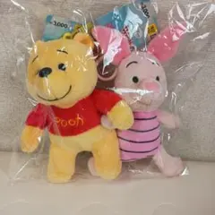 新品未使用くまのプーさん ピグレット ぬいぐるみ マスコットキーホルダーセット