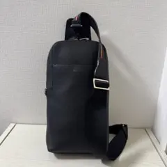 【新品同様】ポールスミス ボディバッグ　インレイドストライプ マルチ レザー　黒