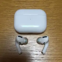 Air Pods pro 本体　イヤホンのサムネイル