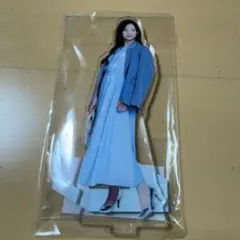 乃木坂46 カレンダー 2026 アクリルスタンド D 中西アルノ - メルカリ