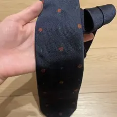 バラ模様 ネイビー シルク ネクタイ(試着のみ) J.press