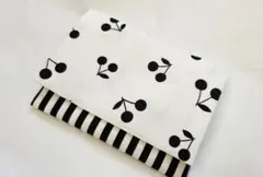 移動ポケット　ハンドメイド　1353.アイボリーチェリー×ストライプ