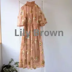 【極美品】sr1ベージュピンク　ノルディック風　刺繍ワンピース