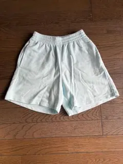 アディダスハーフパンツ