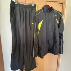 nike ジャージ　ランニングウェア　セットアップ