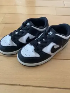 Nike キッズ スニーカー ブラック/ホワイト