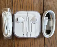 Apple純正EarPods with 3.5mm Headphone Plug