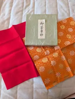 茶道具 帛紗 オレンジ色 花柄 金糸、赤色の2枚セット