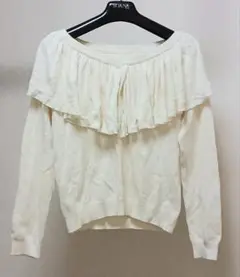 ワケあり⭐フリル襟⭐アイボリーホワイト⭐薄手ニット