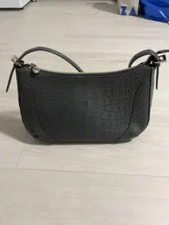Cat in the closet クロコ型押しショルダーバッグ