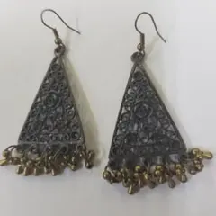 Item thumbnail for item a7458141-43f3-4d90-b74d-65443629668d