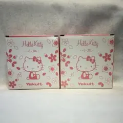ハローキティとヤクルトのコラボ 花柄 小皿 2枚セット