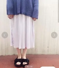 プリーツスカートのサムネイル