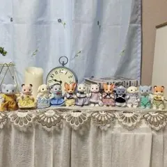 12体のサムネイル