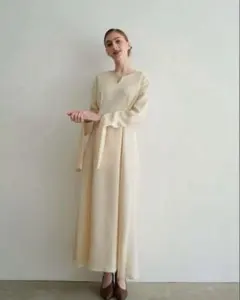 Acka arm slit one-piece size2