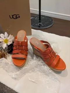 UGG ウェッジサンダル オレンジ 24cm 美品 夏 リゾート 厚底