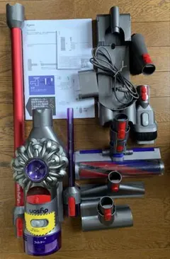 Dyson スティッククリーナー本体 各種アタッチメント付き【ジャンク】 Dyson ダイソン サイクロン式スティッククリーナー 充電式