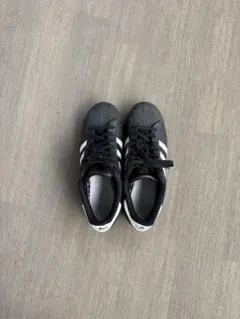 スーパースター　adidas
