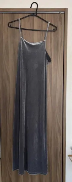 mystic ベロアキャミワンピース