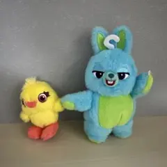 Disney公式　トイストーリー ダッキーアンドバニー ぬいぐるみチャーム