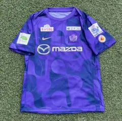 サンフレッチェ広島　25NIKE プレマッチトップ XL
