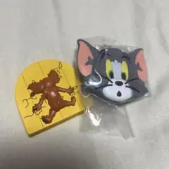 トムとジェリー　ガチャ　おやつチャーム　キーホルダー　ミニチュア