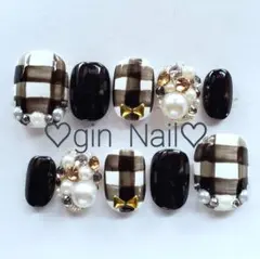 ネイルチップ　オーダー　ワンホン　韓国　シズニルック　現品　ベリーショート　黒