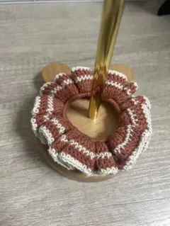 ハンドメイド シュシュ ホワイト オレンジ かぎ針編み 毛糸