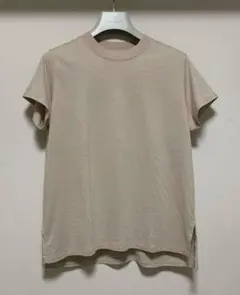 three dots スリードッツ　ベージュ　Tシャツ Mサイズのサムネイル