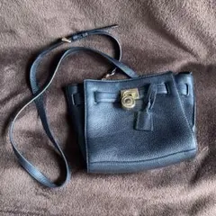 マイケルコース斜め掛けショルダーバッグ