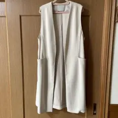 UNFILO ジレ新品未使用品